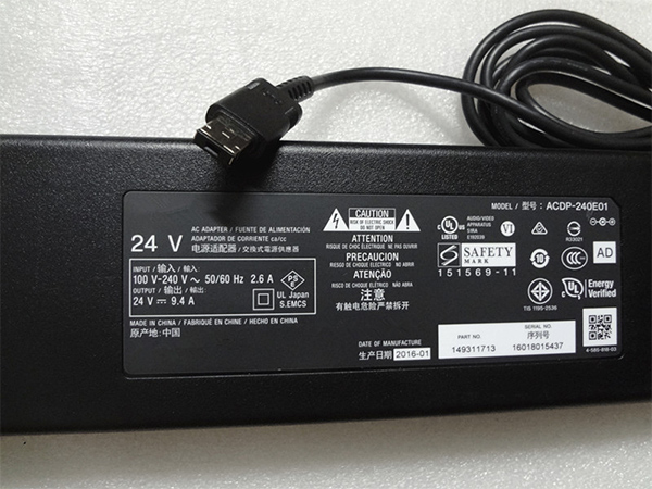 Adaptateur Sony ACDP-240E02